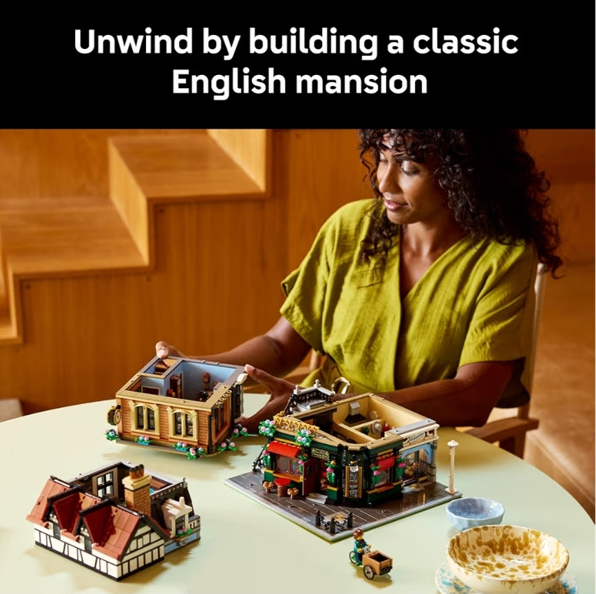 LEGO Icons Tudor-hoekgeboustel vir Volwassenes 18+ - DIY Miniatuurhuisstel - Versamelbare Miniatuurhuisboustel vir Mans en Vroue - Handwerkgeskenk vir Volwassenes - 10350