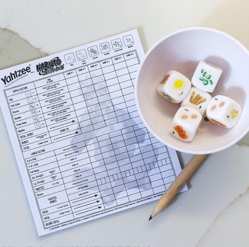 USAOPOLY YAHTZEE: Naruto Shippuden Collectible Ramen Bowl Dice Cup - Classic Family Dice Game Based on Anime Show - Great for Family Game Night