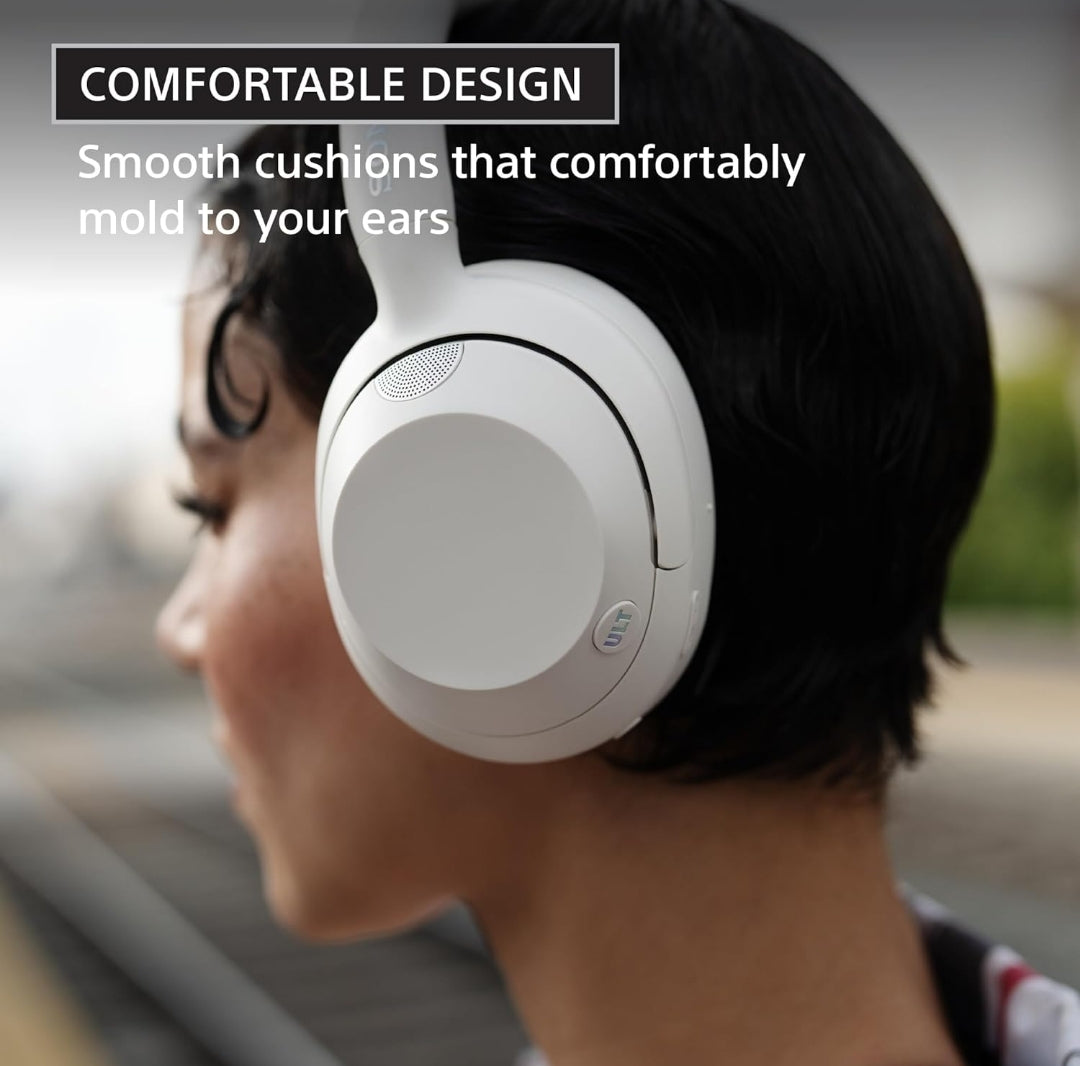 Sony ULT WEAR Oor-die-oor Geraasdempende Bluetooth-koptelefoon met ingeboude Alexa, Gemaklike Ontwerp, 30-uur Batterylewe (Gebroke Wit)