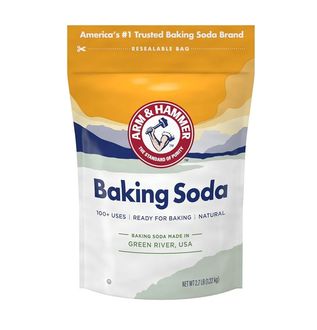 ARM & HAMMER Baking Soda Made in USA, Ideal for Baking, Pure & Natural (2.7lb Bag)