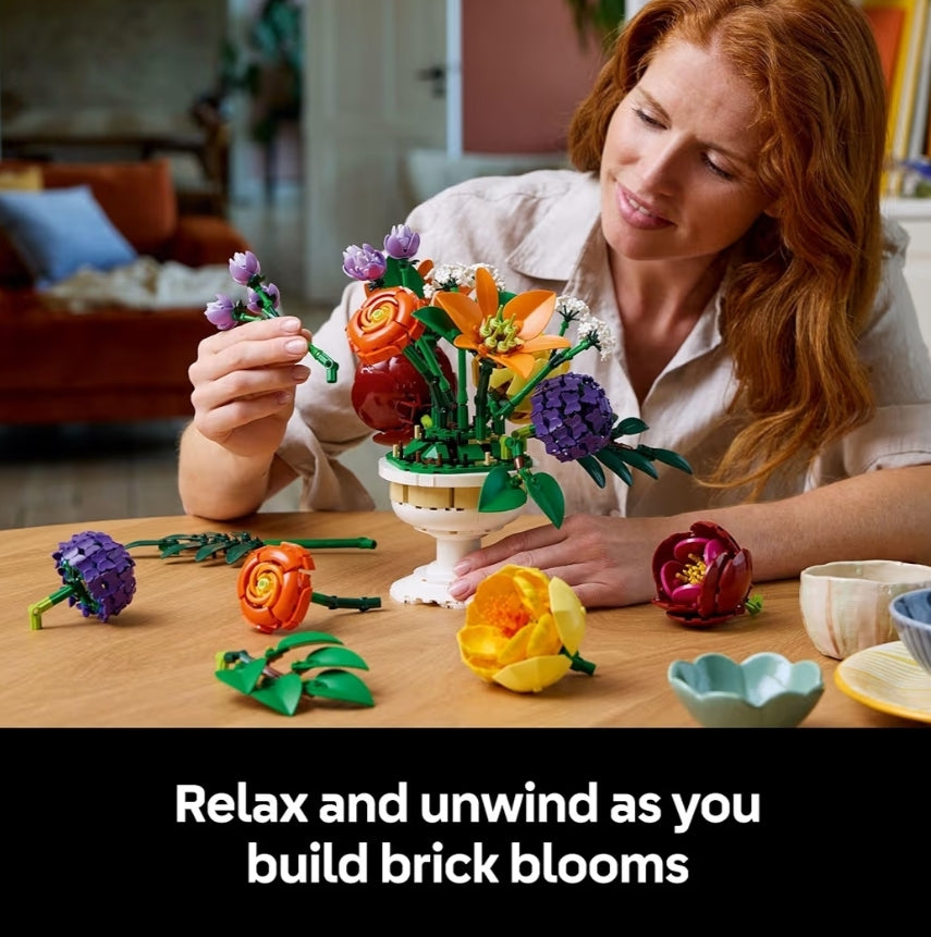 LEGO Botanicals Blommerangskikking Kunsmatige Blomme Bou-stel - Dekor vir Tafeluitstalling