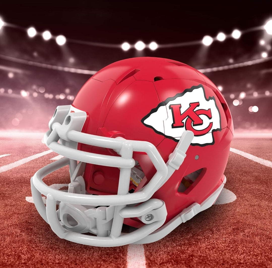 Transformers NFL Kansas City Chiefs KC-59, 5.5-Inch Action Figure Changes from Robot to Helmet, Football Toys for Ages 8+