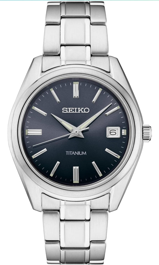 Seiko Manshorlosie Blou Wysplaat m/ Sonstraalafwerking, Datumkalender, Titaankas & -band, Saffierglas, en 100m Waterbestand - NUUT