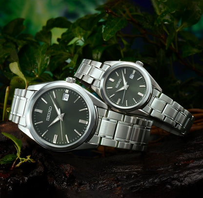 SEIKO Mans Kwarts Horlosie - Groen Wysplaat met Datum, Vlekvrye Staal Armband, 100M Waterbestand - NUUT