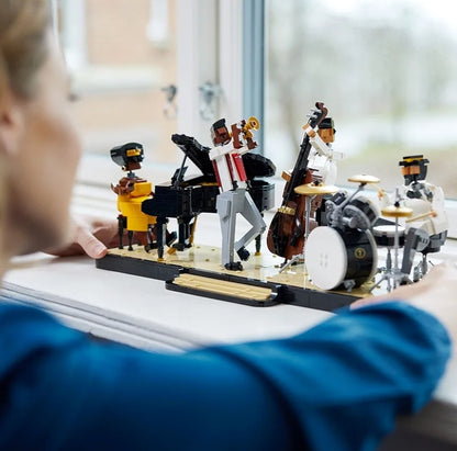 LEGO Ideas Jazz Quartet, Building Set Featuring Stage w/ 4 Band Musician Figures, Includes Piano, Double Bass, Trumpet, and Drum Kit Instruments, Great for Home Display, 21334